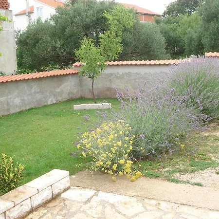Apartmán With Parking Space Tribunj, Vodice - 12529 Tribalj