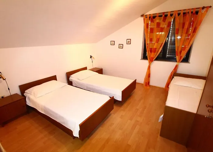 Apartment With Parking Space Tribunj, Vodice - 12529 Tribunj (Sibenik-Knin)